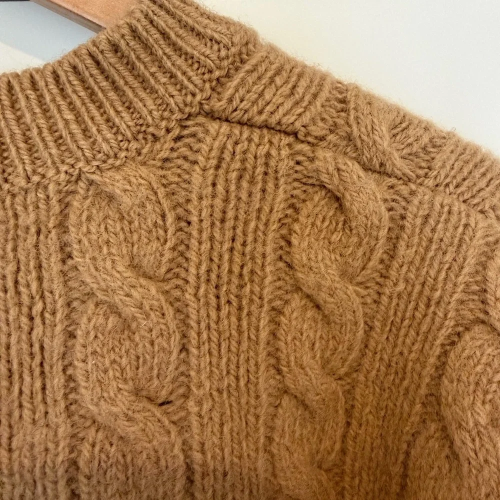 Vintage GAP V-Neck Cable Knit Sweater Wool Pullover Chunky / xlarge